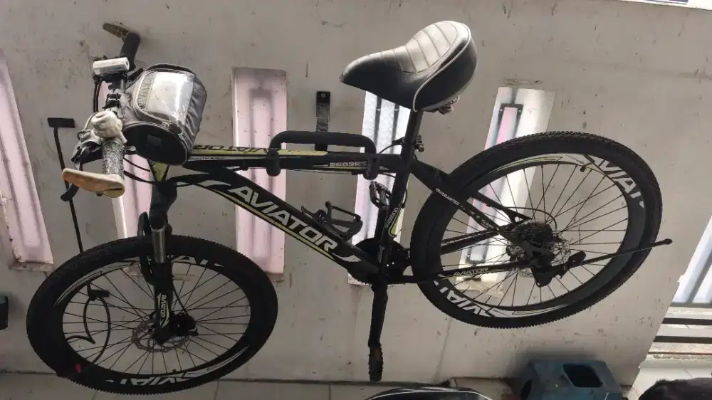 Sepeda MTB Genio Aviator