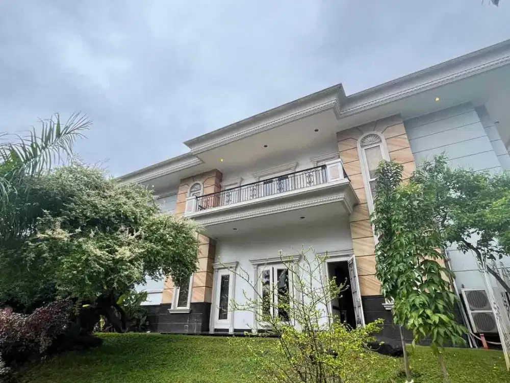 Rumah Mewah Taman Resort Mediterania PIK