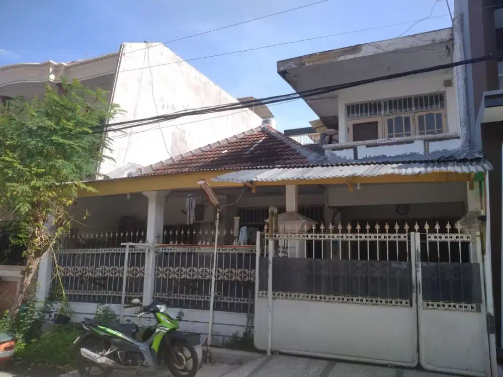 Rumah Babatan Pantai Utara Jual Cepat Bangunan 1,5 Lantai