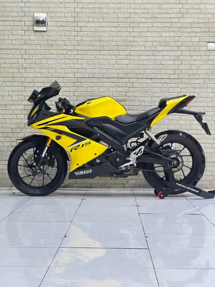 TERMURAH‼️Yamaha R15 V3 2019 Yellow Rare - Dava Mustika
