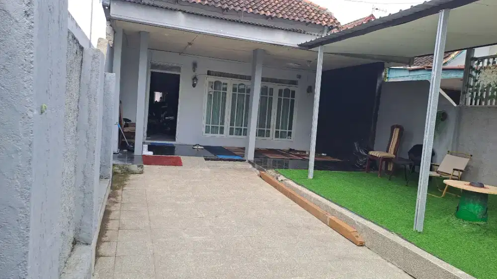 Dijual Cepat rumah 2 bangunan