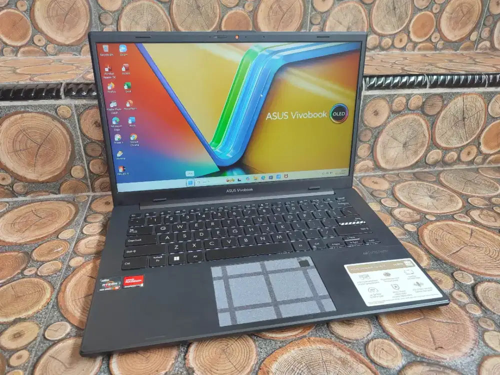 Asus garansi 6bln ryzen 3 7320 ram 8gb / 512gb full fitur nominus