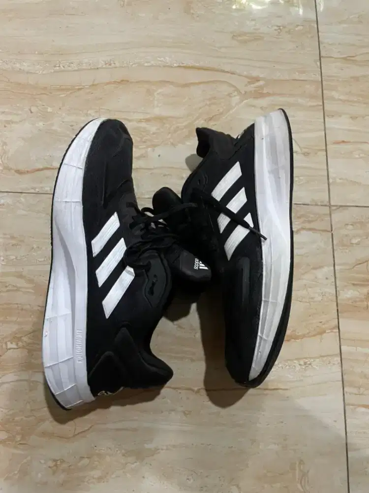 Sepatu Adidas Running Duramo 10