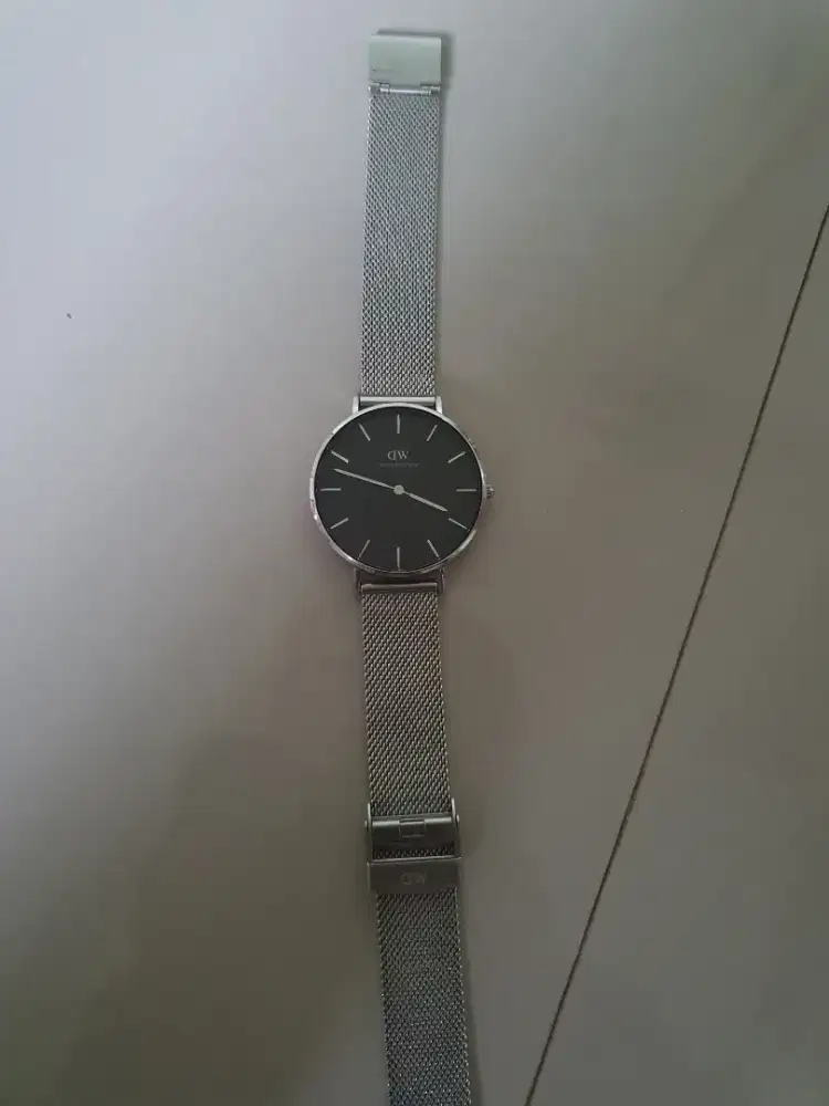 Jam Tangan Daniel Welington