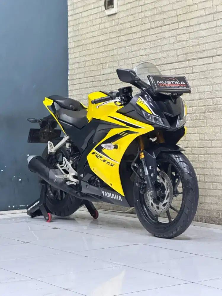 WARNA FAVORIT‼️ YAMAHA R15 V3 YELLOW RACING TH 2018 MULUS ODO 35RB AN