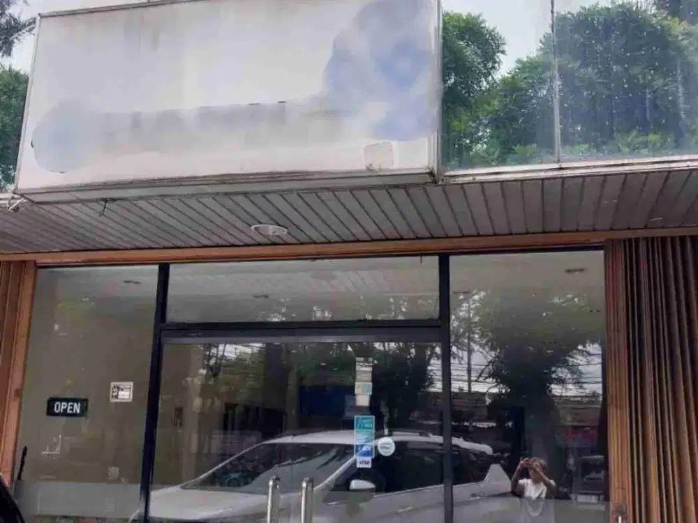 Dijual Ruko Lokasi Strategis di Lebak Bulus