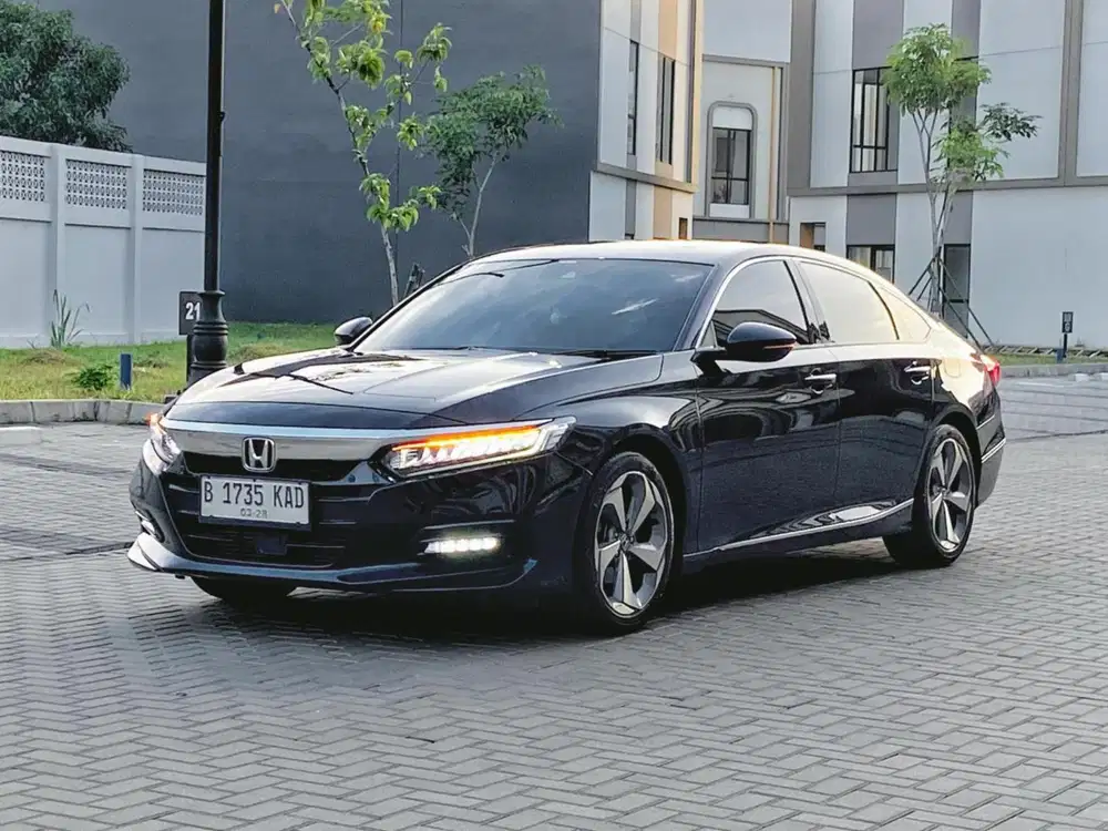 KM30RB ASLI |ACCORD 1.5 EL TURBO SENSING AT BENSIN 2023 HITAM SEDAN