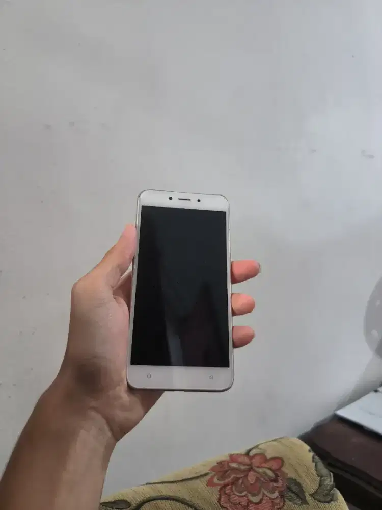 Oppa A71 bekas hidup