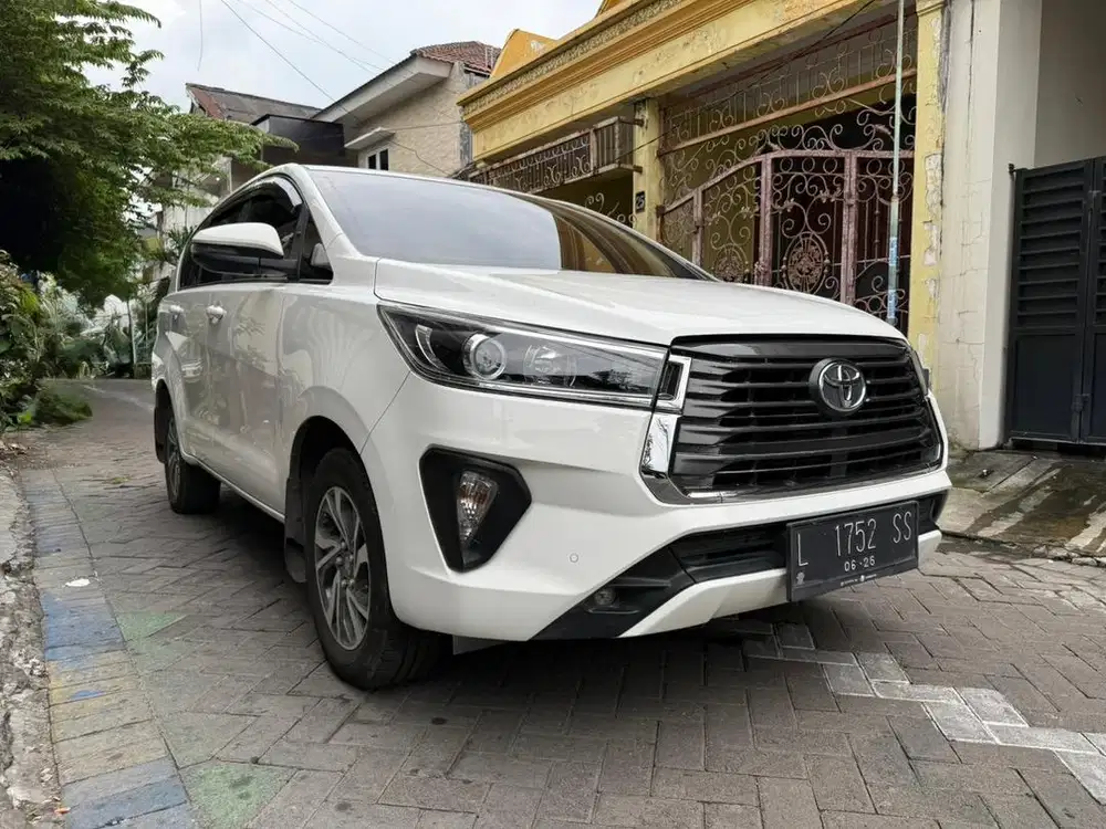 TOYOTA INNOVA REBORN 2.4 V DIESEL MATIC 2021