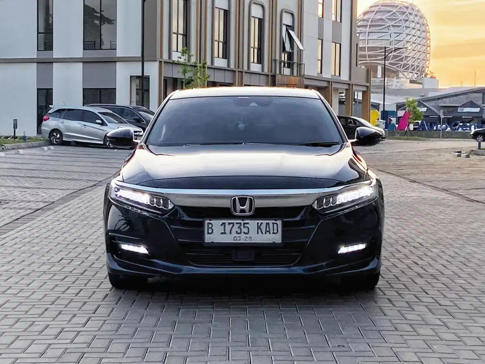 ACCORD 1.5 EL TURBO SENSING AT BENSIN SUNROFT THN 2023 WARNA HITAM