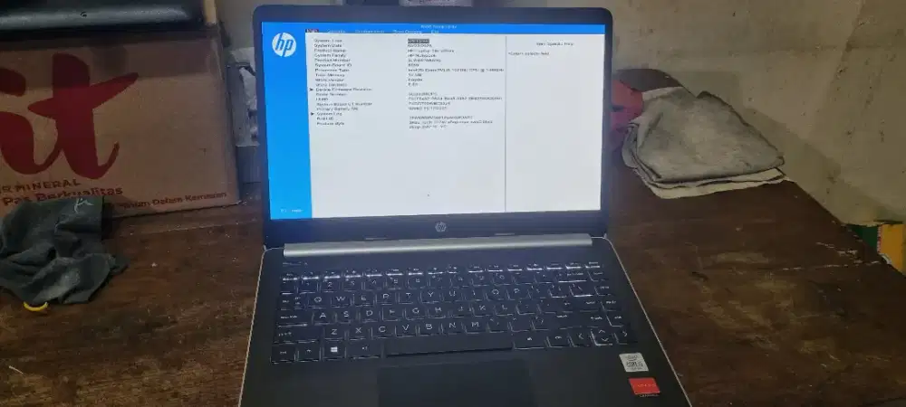 hp 14s cf20xxx i5 10210U ram 12gb ssd 512gb Radeon 2gb ddr5 kb nyala