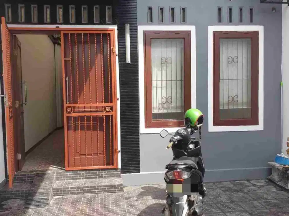 SEWA Rumah 2 Lantai Siap Huni Dekat Stasiun MRT H. Nawi, Dekat ITC Fatmawati, Dekat PIM 150 Jt/Th Nego