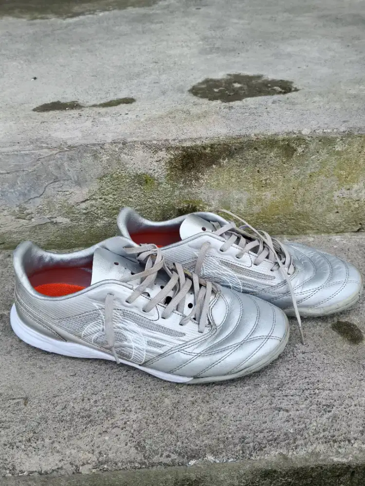 Sepatu Futsal Ortuseight Vision V5 IN K-Lea