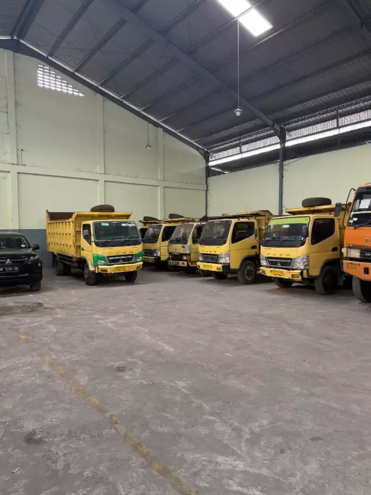 Mitsubishi FE74HD Colt Diesel Canter 2022-2023 Dump bagus siap kerja