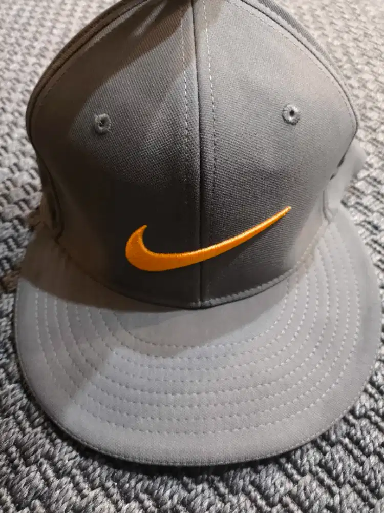 TOPI NIKE GOLF ORIGINAL PRELOVED