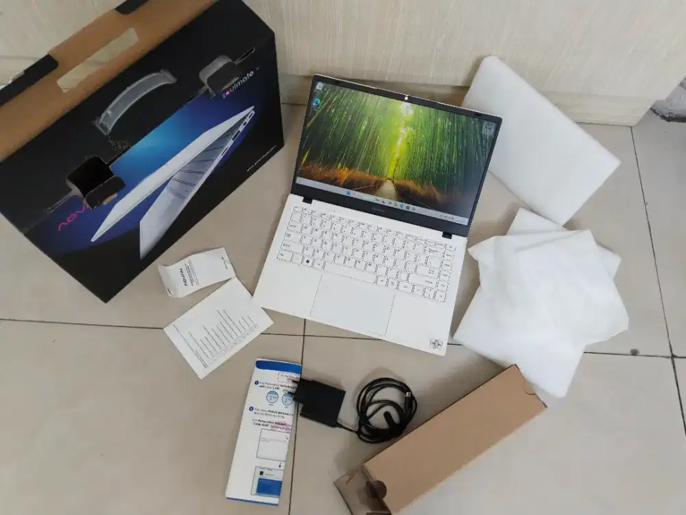 Dijual Laptop Scond 2Bln grnsi on 10Bln ADVAN Soulmate X2 Ram 8GB Lngk