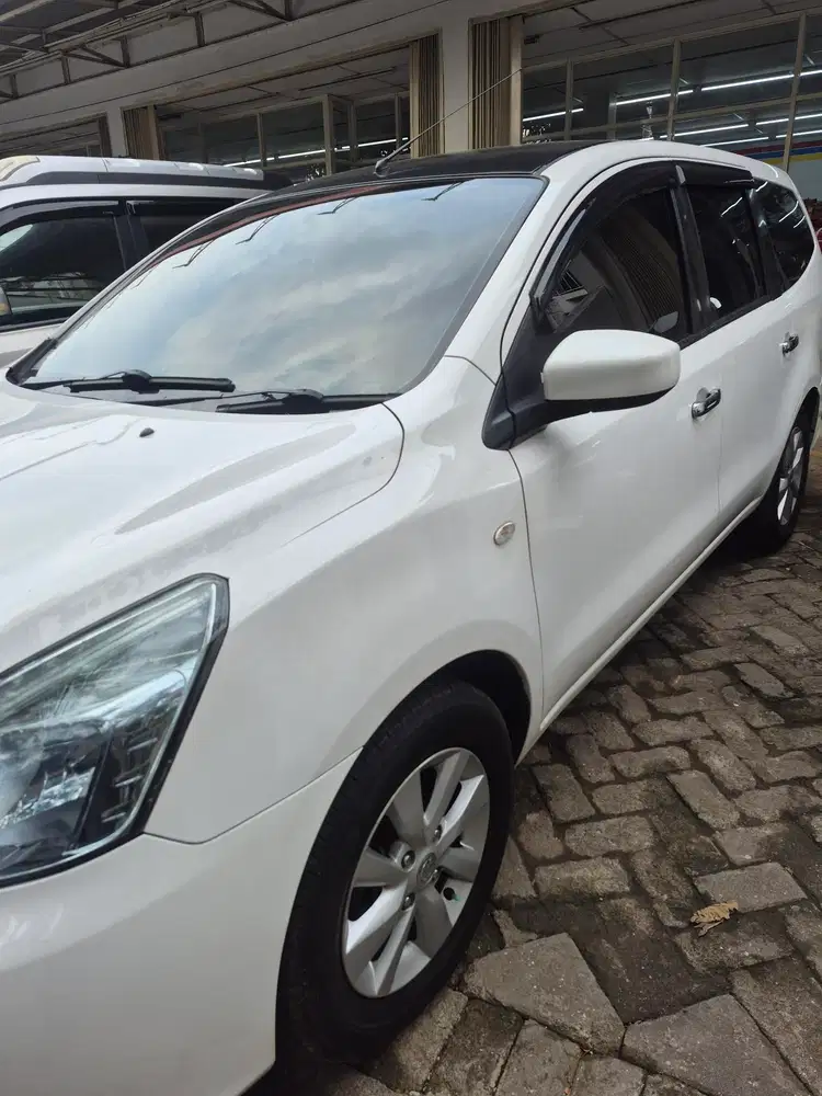 Nissan Grand livina 2015 Bensin