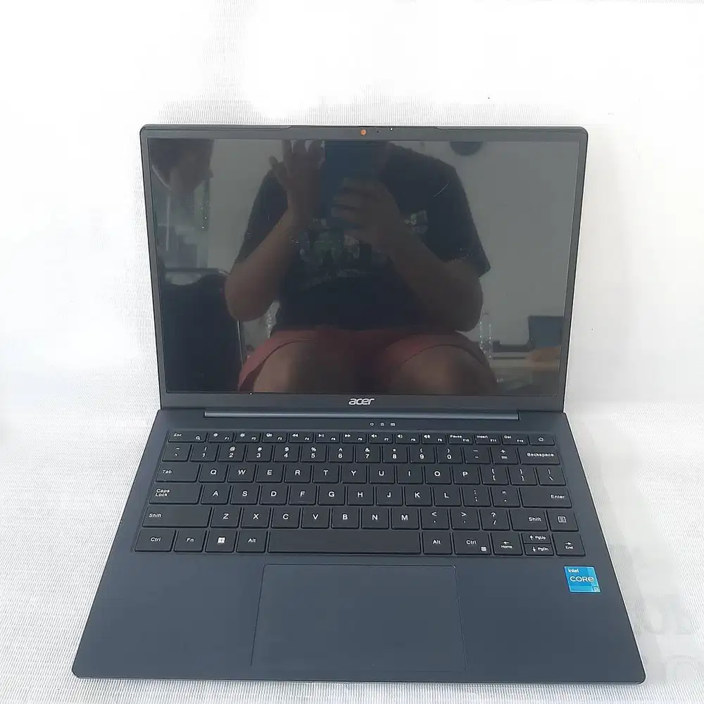 LAPTOP ACER ASPIRE LITE 14 CORE I3-1215U RAM 8GB NVME 512GB LAYAR IPS