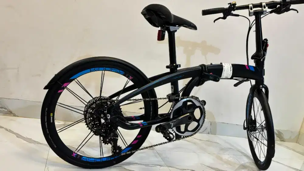 SEPEDA LIPAT TERN VERGE X11 ALLOY 22INC 11 SPEED HYDRAULIC DISCBRAKE