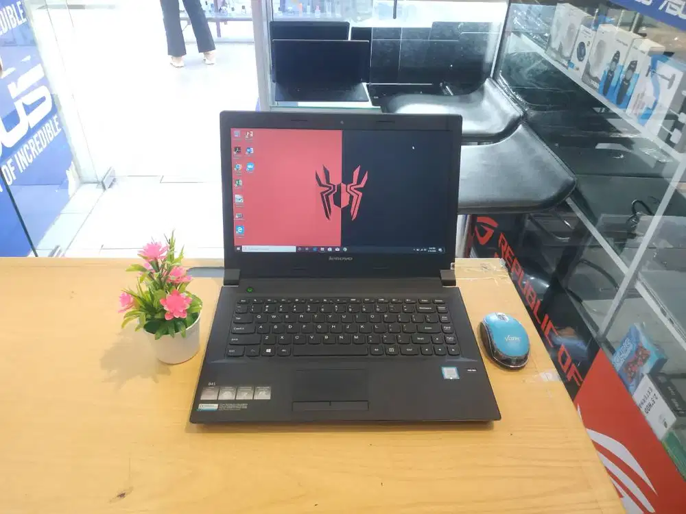dijual laptop lenovo b41-80 siap pake