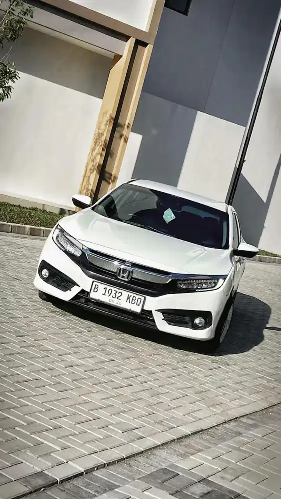 KM50RB |HONDA CIVIC 1.5 ES TURBO BENSIN 2017 PUTIH 2018 BENSIN