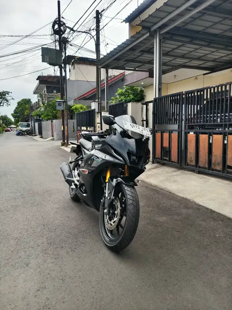 Yamaha R15 V4 - 2023 Kilometer Rendah Seperti Baru