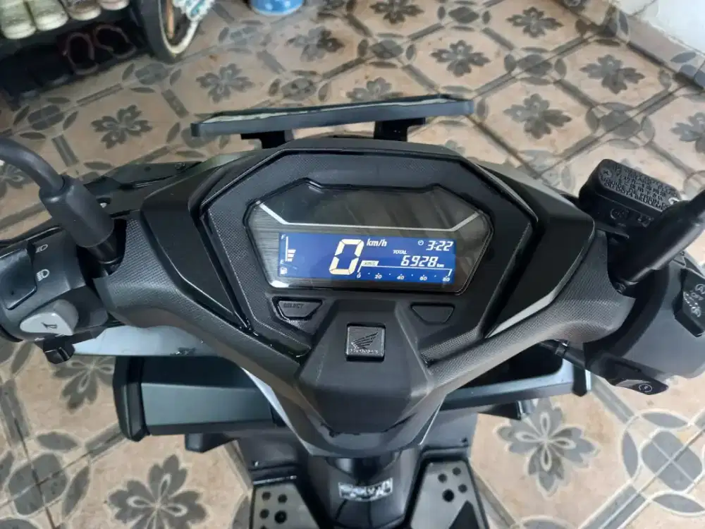 Di Jual Honda Vario 160 Tahun 2024