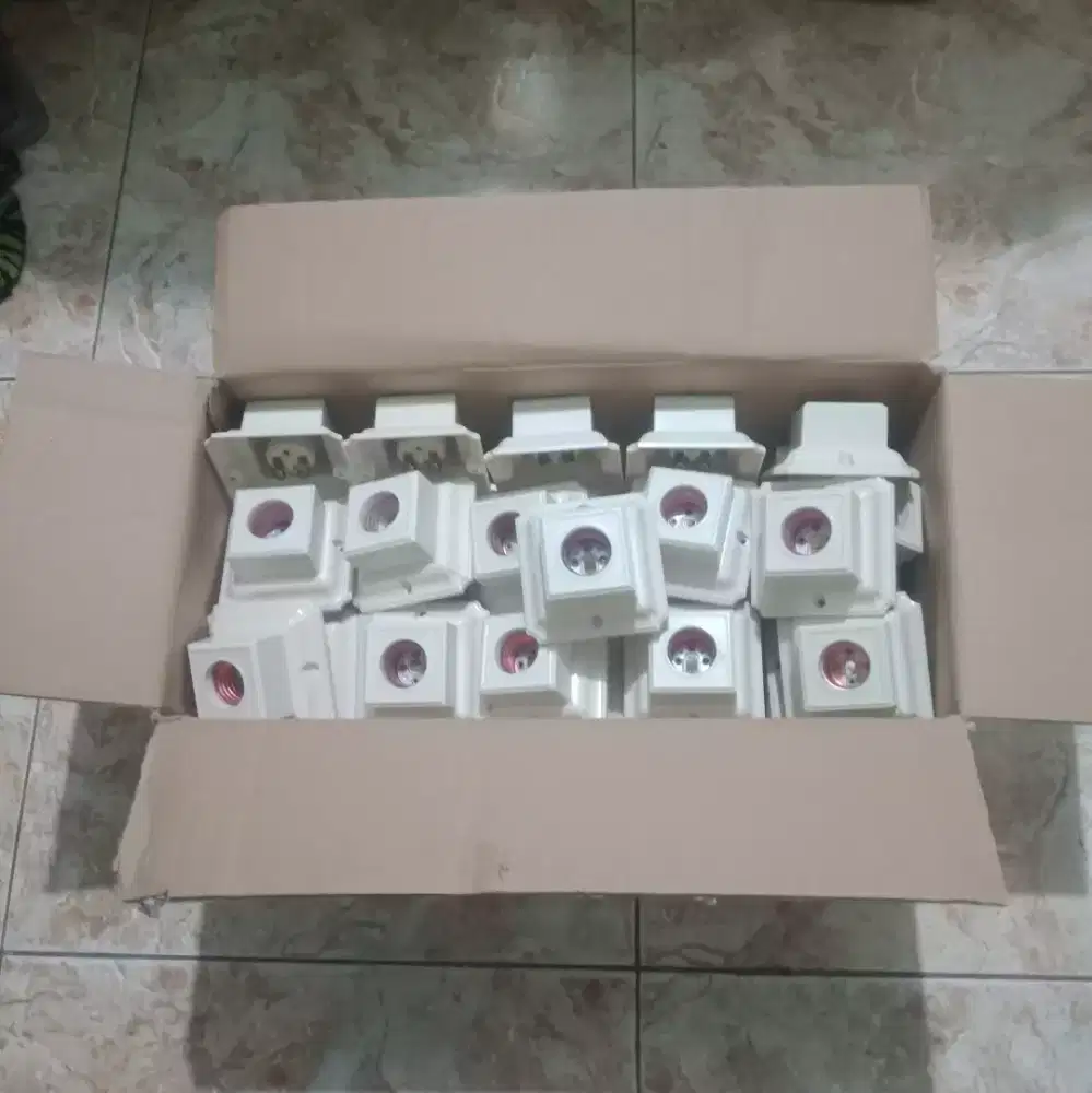 Obral Vitting lampu 52 pcs