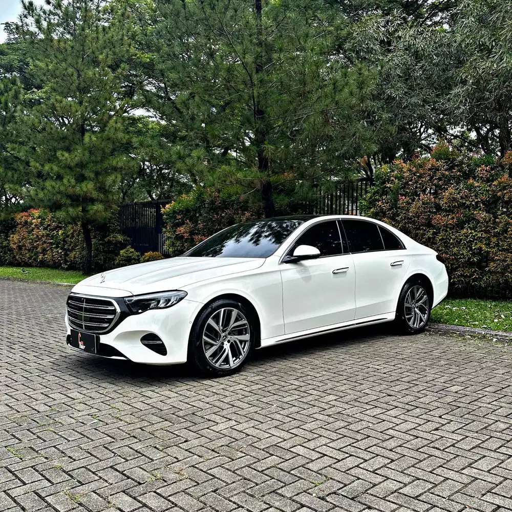 GOOD DEAL!NIK 2025 Mercedes E200 Exclusive 2026 benz e 200 allnew 2024