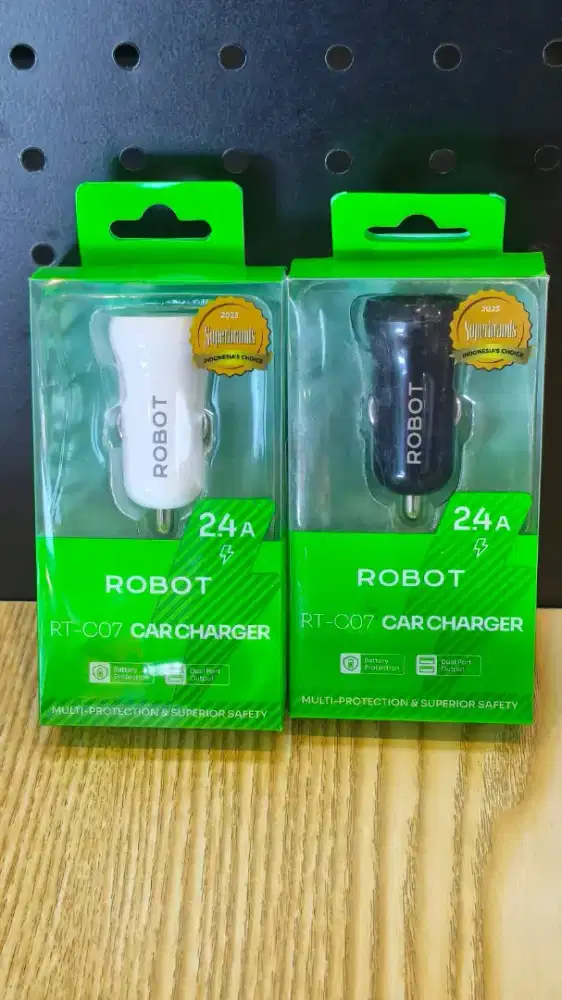 Saver ROBOT RT-C07 Car - 2 Port USB - Free Kabel Micro USB