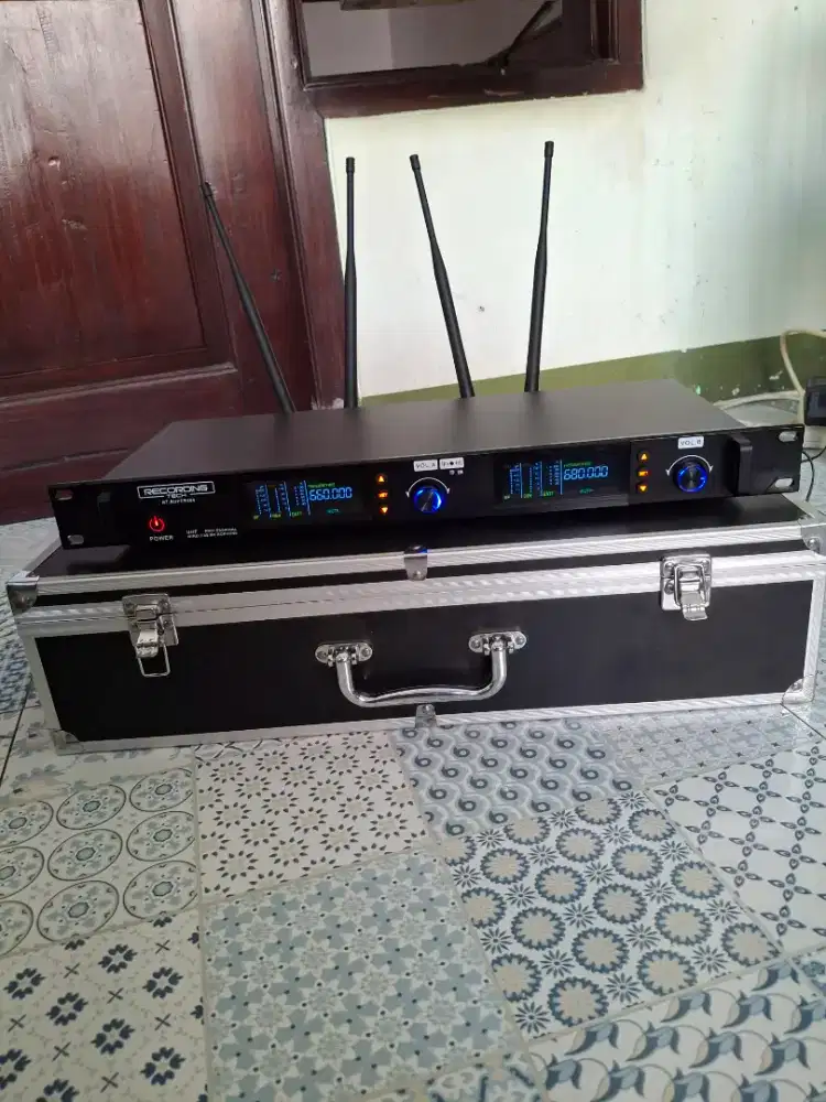 mic wireless recording tech