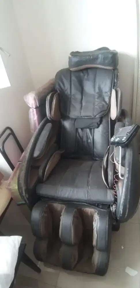 Dijual kursi pijat Ogawa