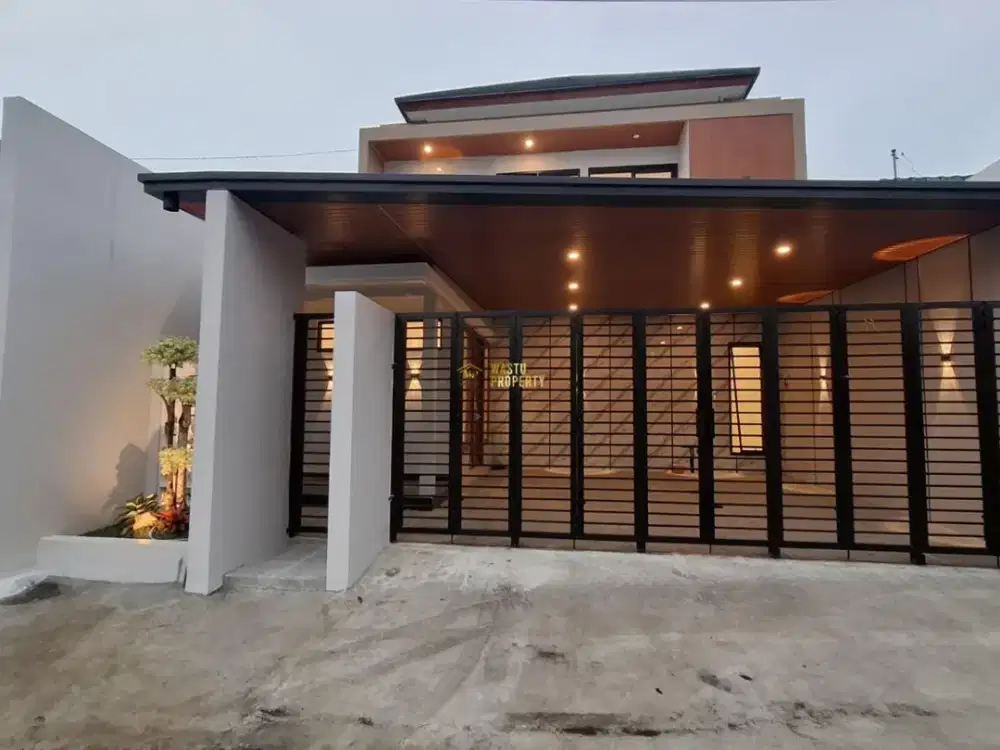 RUMAH MEWAH 2 LANTAI, SIAP HUNI DI PURWOMARTANI, KALASAN