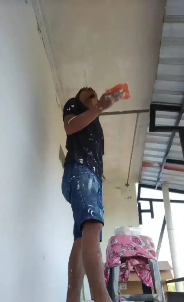 Cari kerjaan apa aja