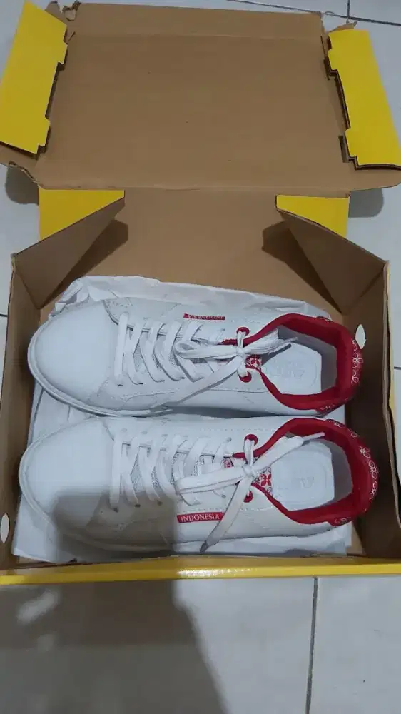 Sepatu Aerostreet x Gibran Edisi Merah Putih