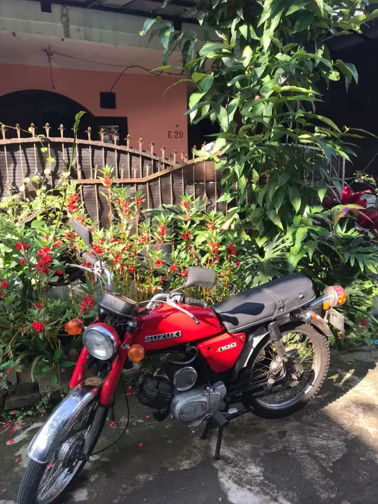 Dijual motor klasik Suzuki A100 A6 tahun 1989