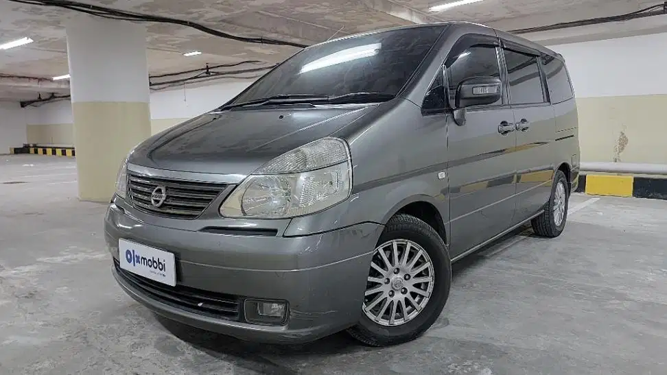 TDP 4,JT, Nissan Serena 2.0 Highway Star Bensin-AT Hitam 2012