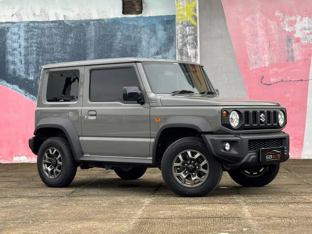 Suzuki Jimny 1.5 AT 4x4 Grey Km 4000