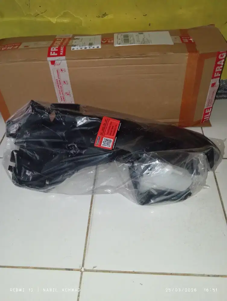 Hugger airblade vario