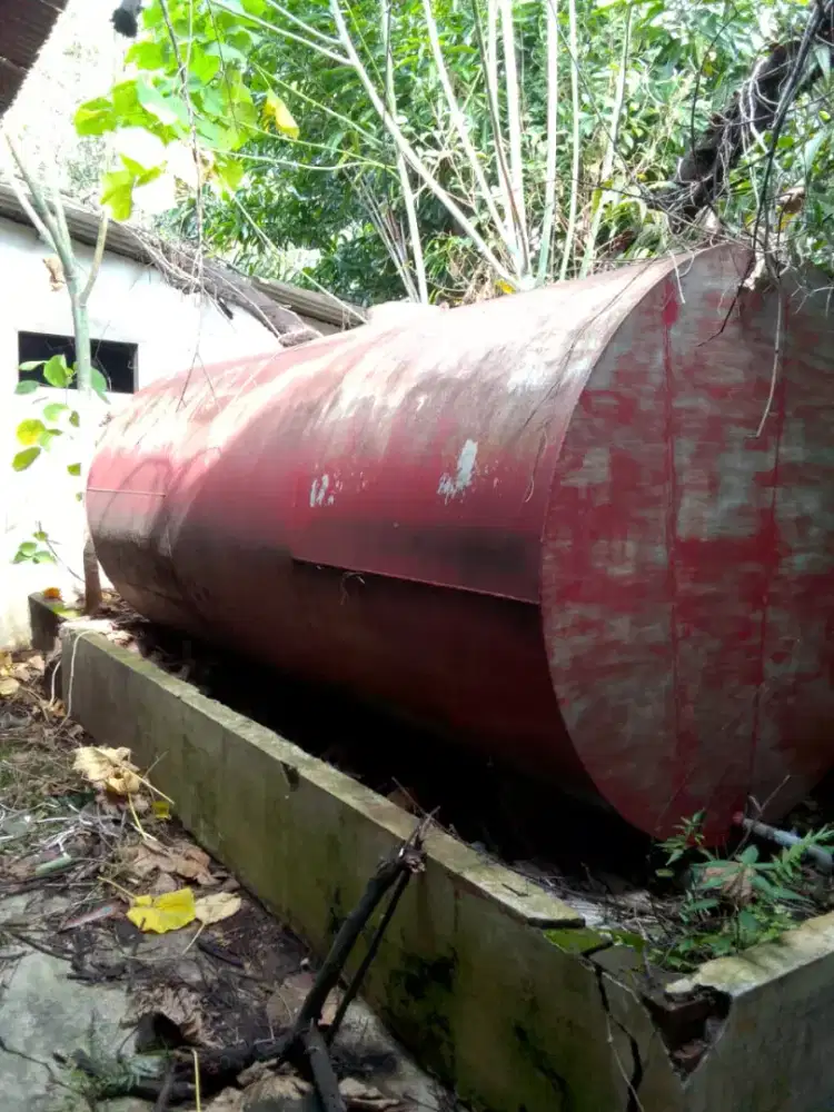 Tangki jumbo 8000 lt