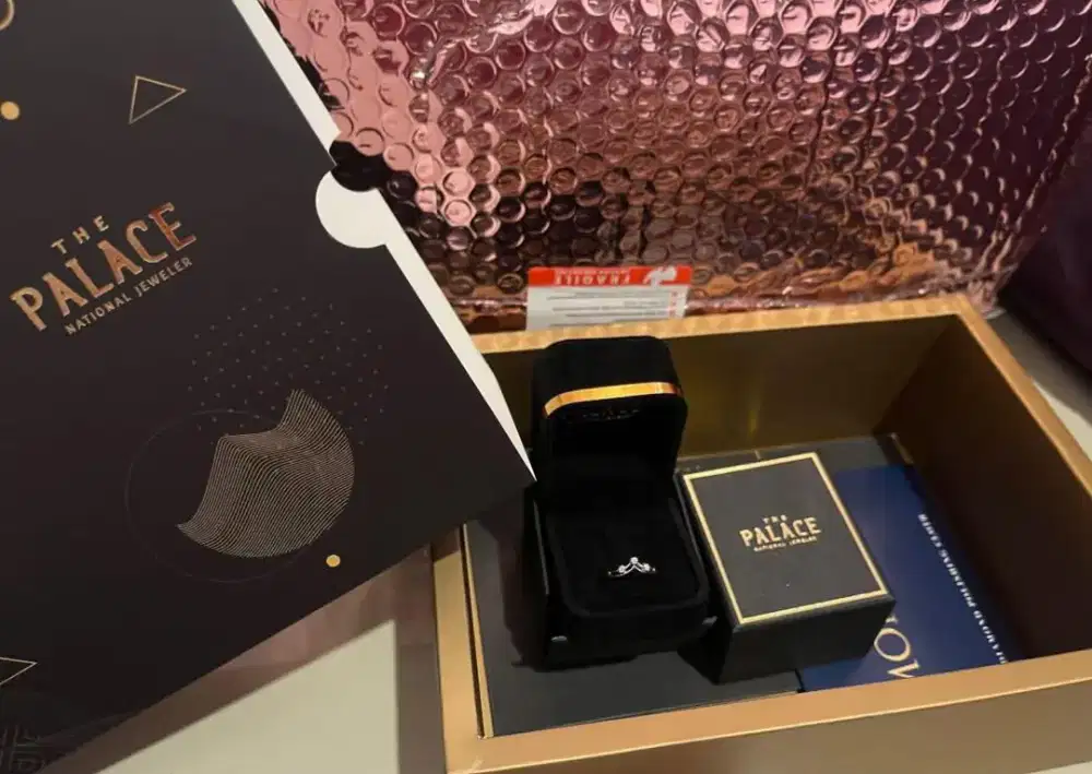 cincin berlian the palace