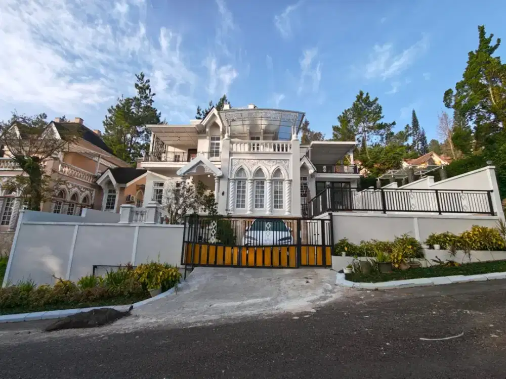 DIJUAL TEMPAT PENGINAPAN VILLA/RESORT VIEW GUNUNG BUKIT - PUNCAK, BOGOR