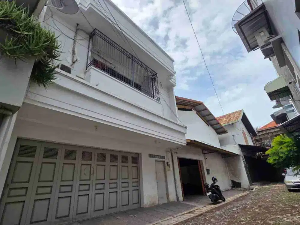 Gudang Strategis Tengah Kota di Wotgandul Semarang Tengah