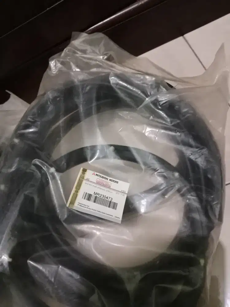 Mitsubishi kuda grandia