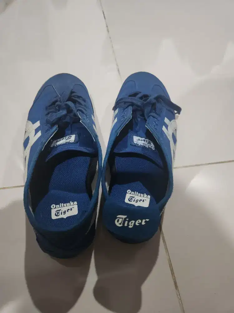 Dijual Sepatu wanita onitsuka ( No box)