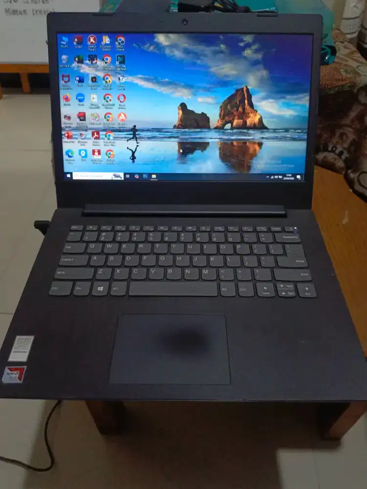 Laptop Lenovo Ideapad 130 - 14AST