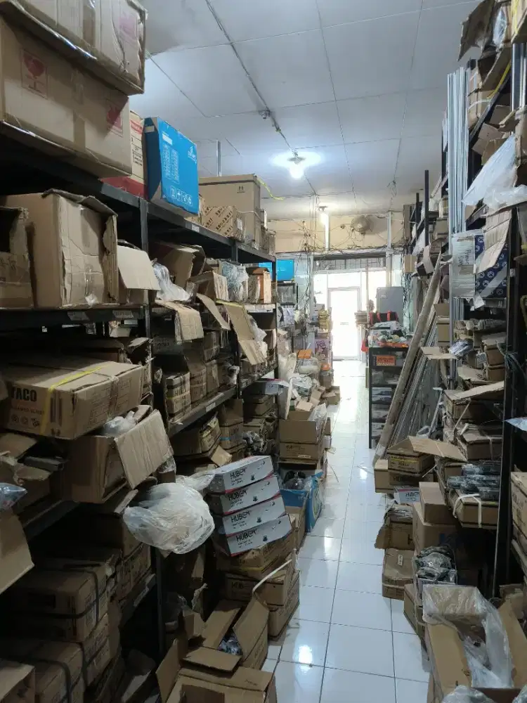 SUPIR SERABUTAN TOKO TRIPLEK & HPL