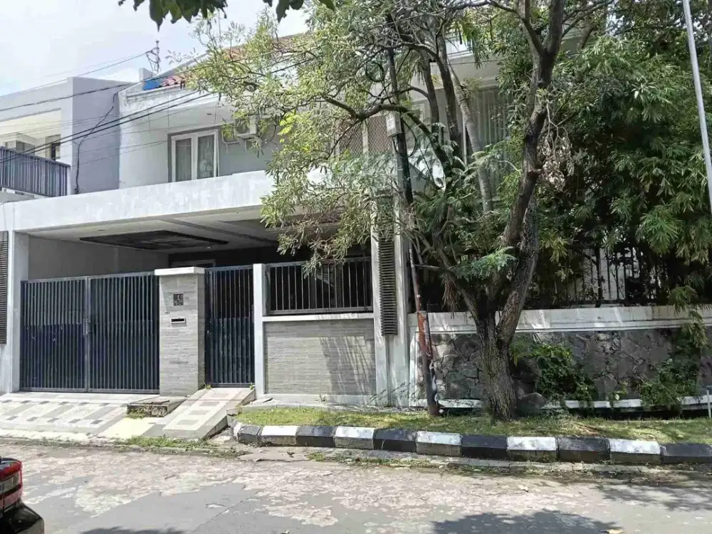 Rumah 2LT, Row Jalan Lebar, Semi Furnish, One gate sistem