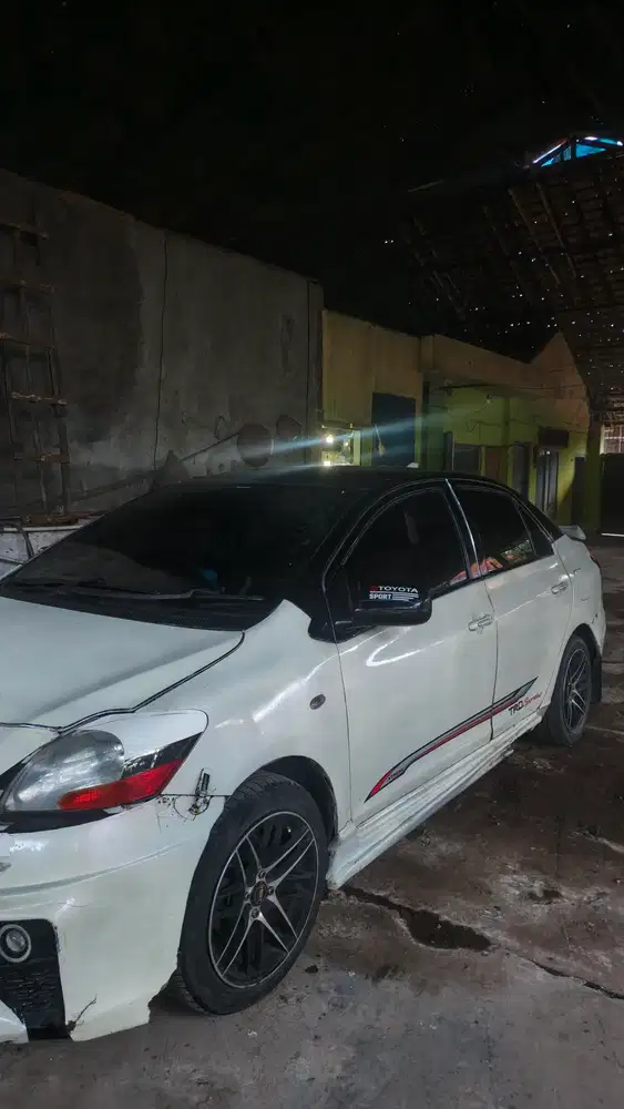 Toyota Vios 2010 Bensin