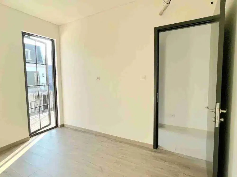 Di Jual Rumah 3lt Cluster Maison de Wisteria Metland Menteng Jakarta Timur